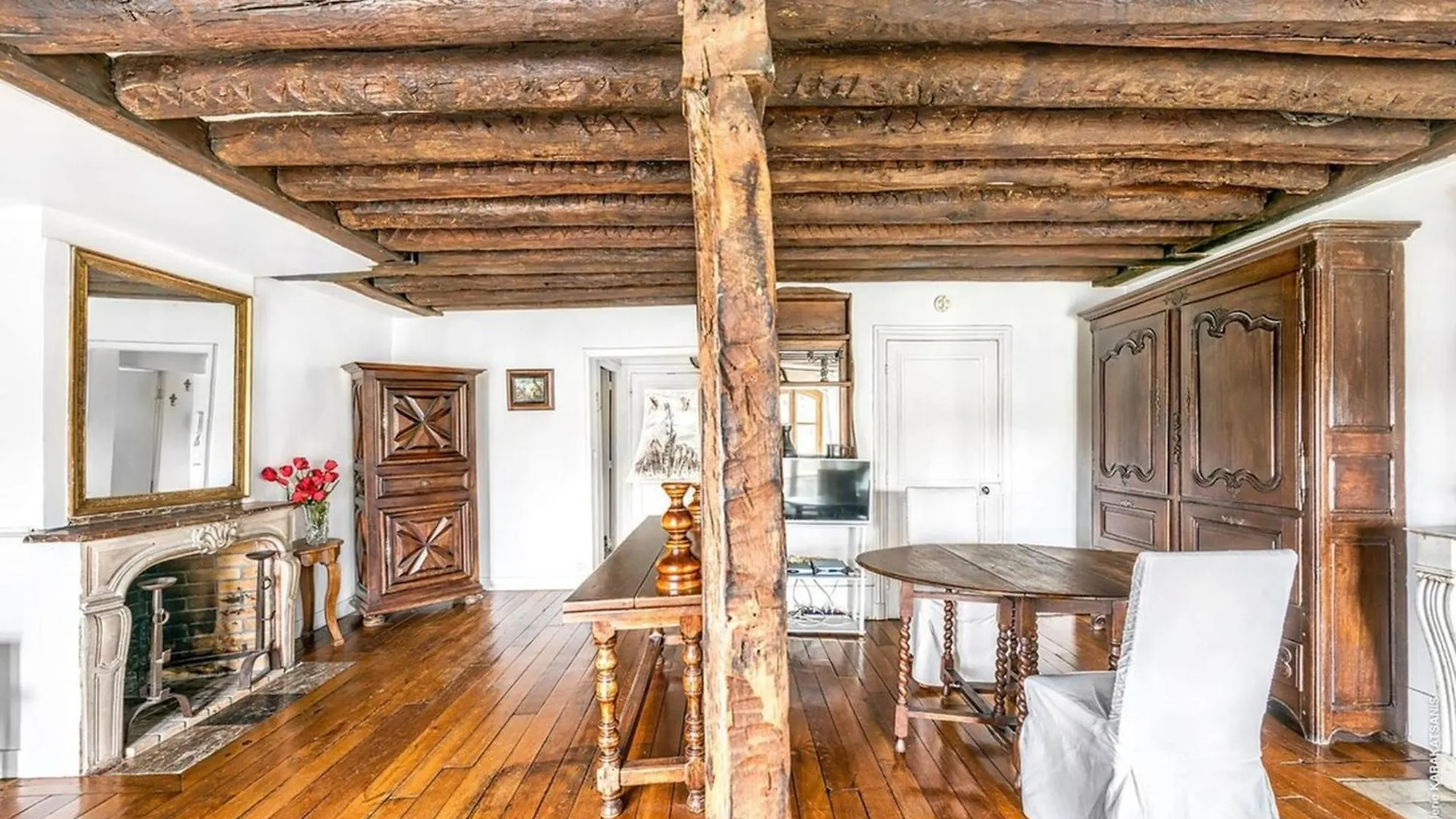 Apartment Ile Saint Louis - Quai D'Orleans 2Bdr By B'Your Home Paris
