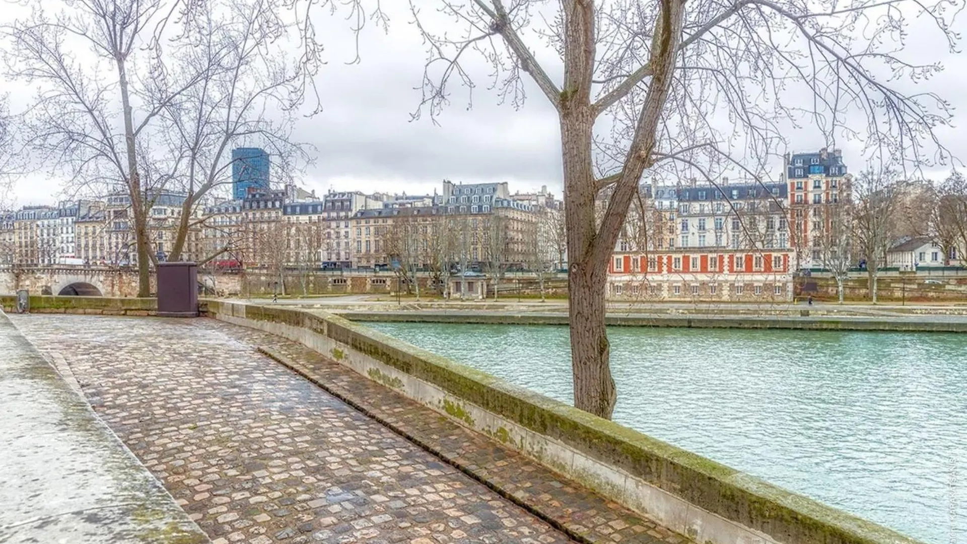Ile Saint Louis - Quai D'Orleans 2Bdr By B'Your Home Paris